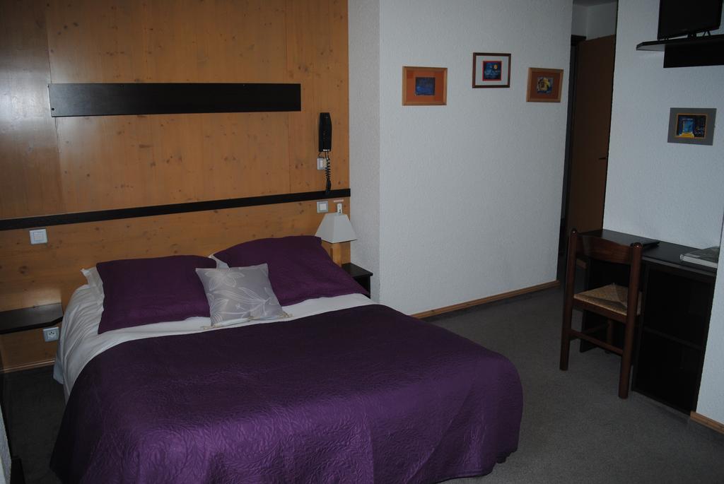 סן-ג'רבה-לה-באן Hotel Val Joly מראה חיצוני תמונה