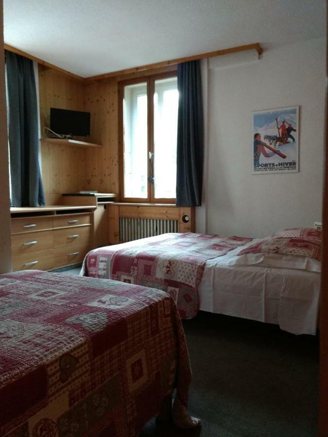 סן-ג'רבה-לה-באן Hotel Val Joly מראה חיצוני תמונה